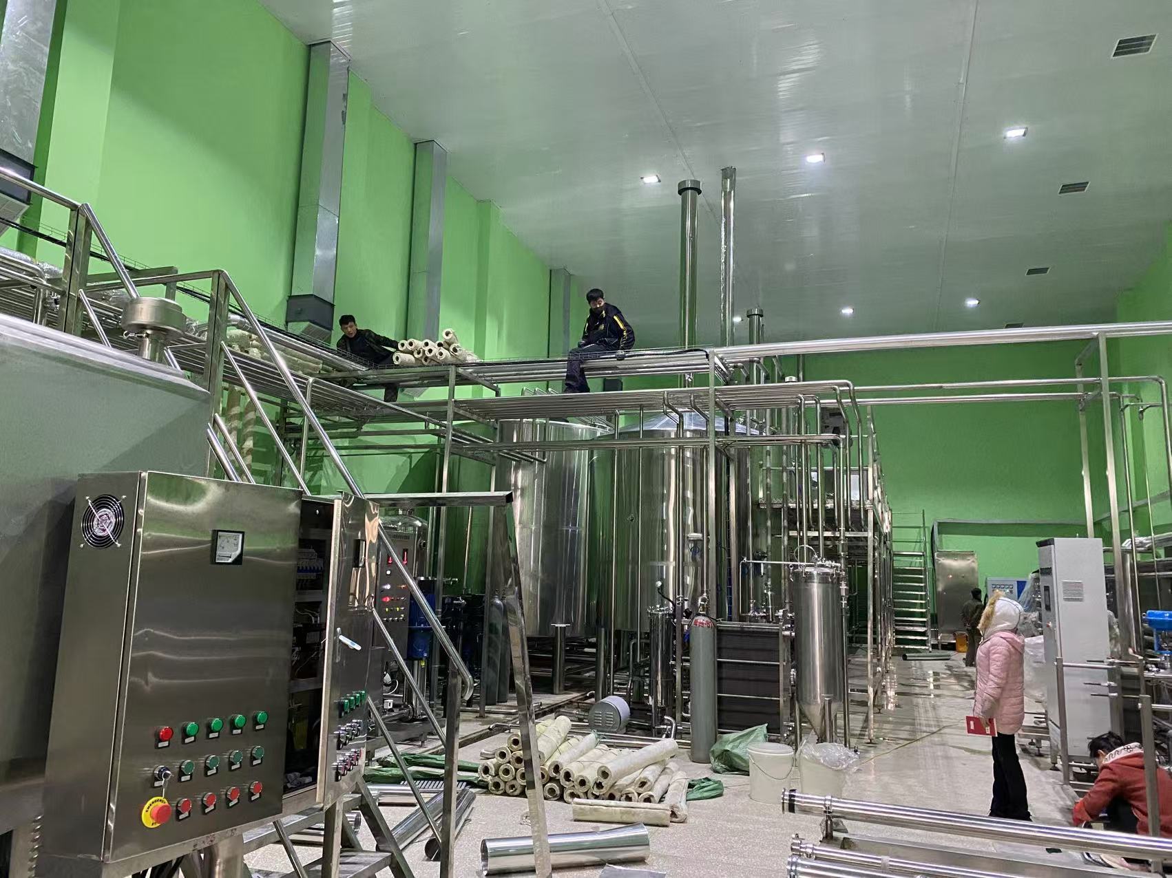 华亭精酿啤酒设备厂—精酿啤酒设备制造：传承工艺与创新科技的交融